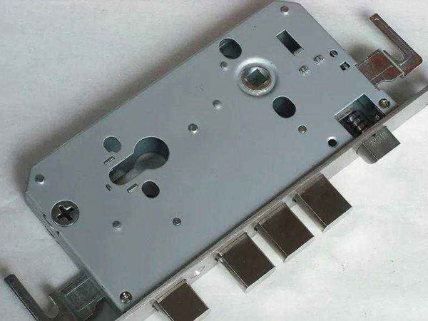 东阿24小时上门开锁公司